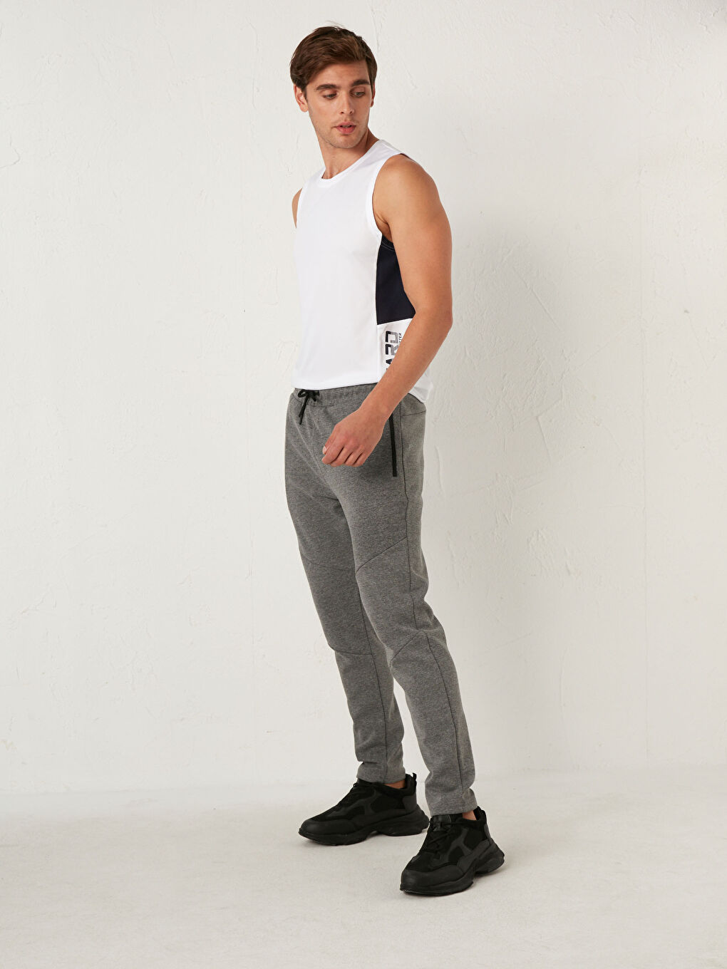 Beyaz Baskılı Bisiklet Yaka Erkek Kolsuz Tişört-4