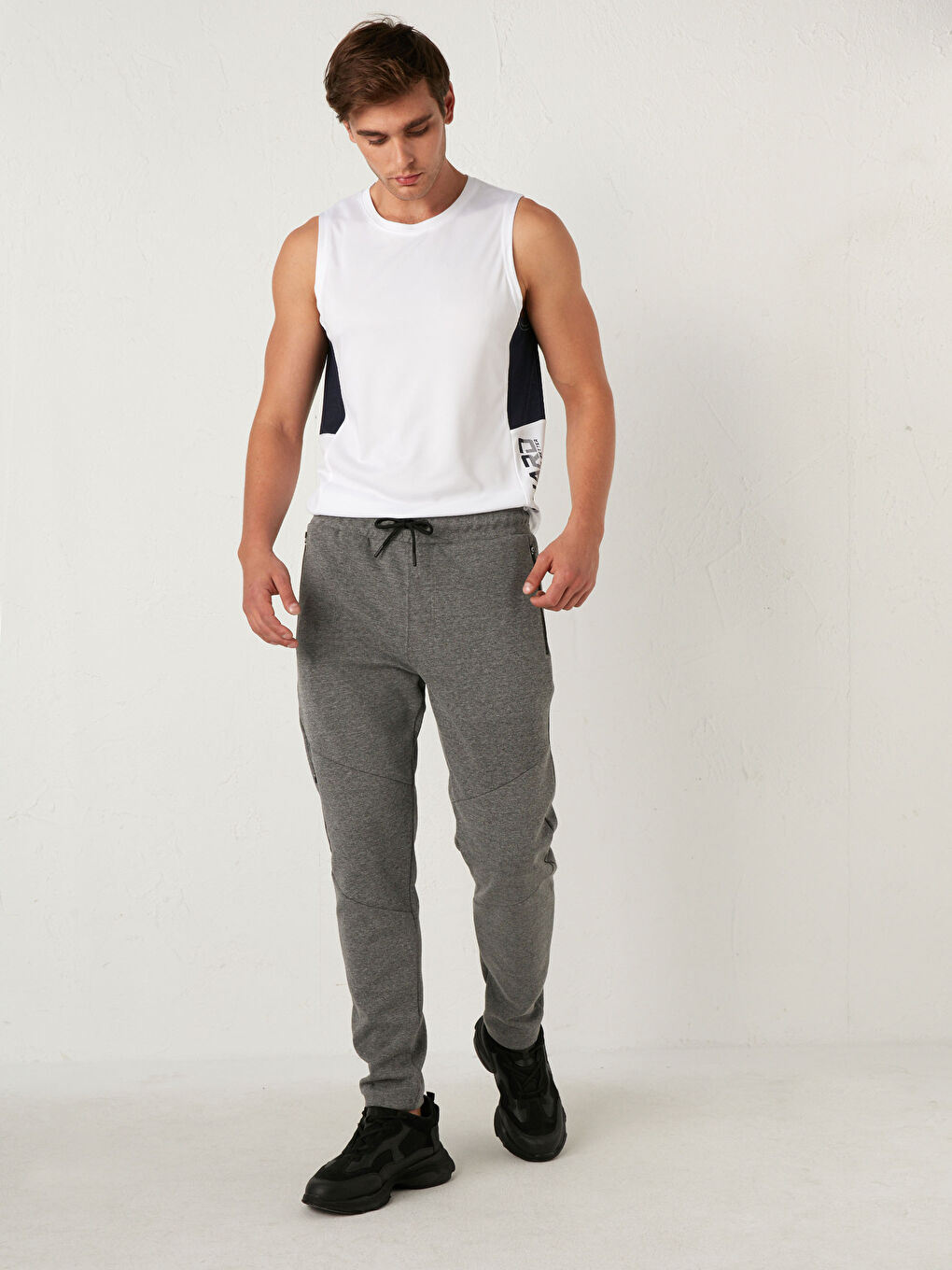 Beyaz Baskılı Bisiklet Yaka Erkek Kolsuz Tişört-6