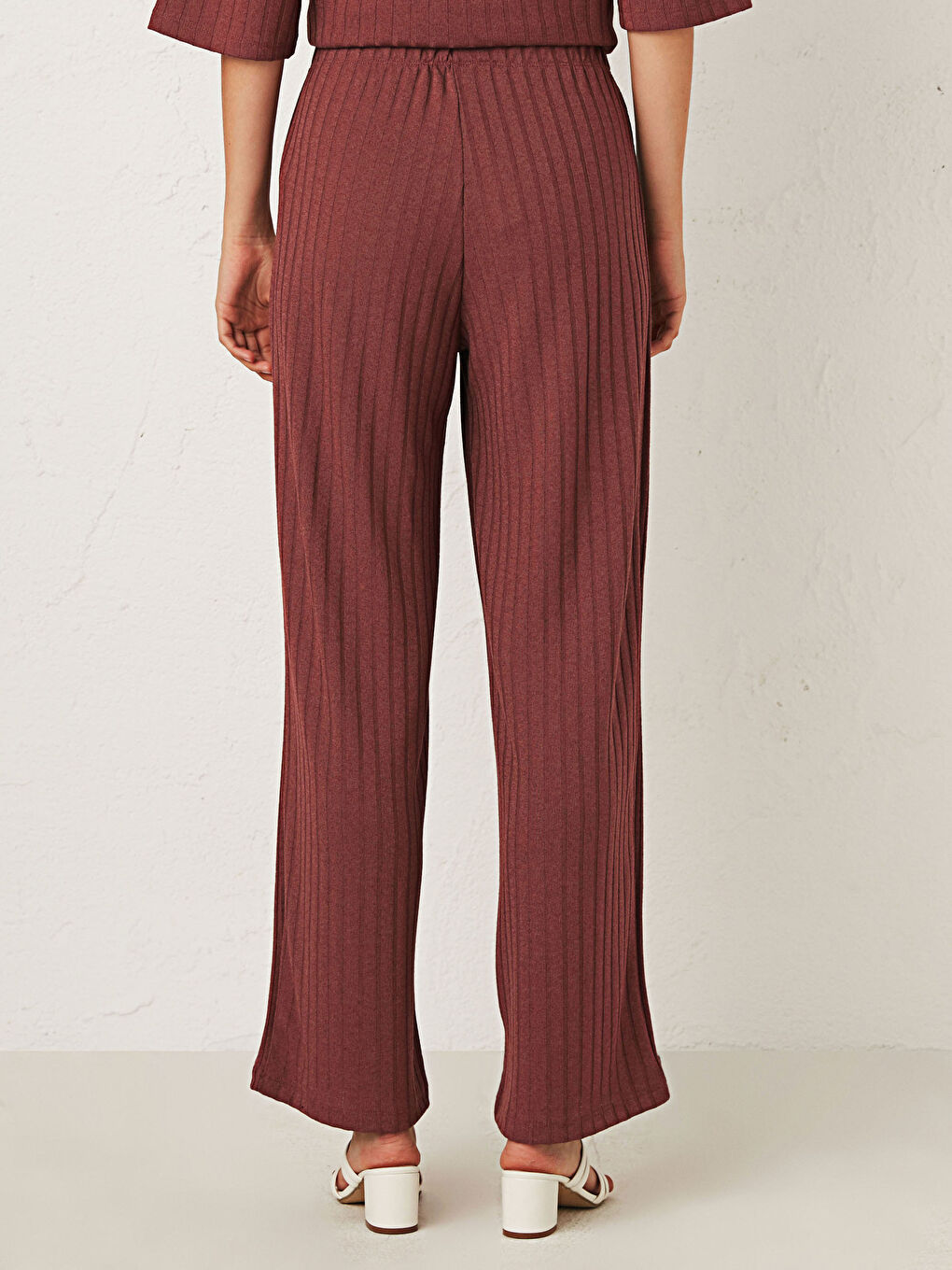 Wide Leg Tracksuit Bottom-3