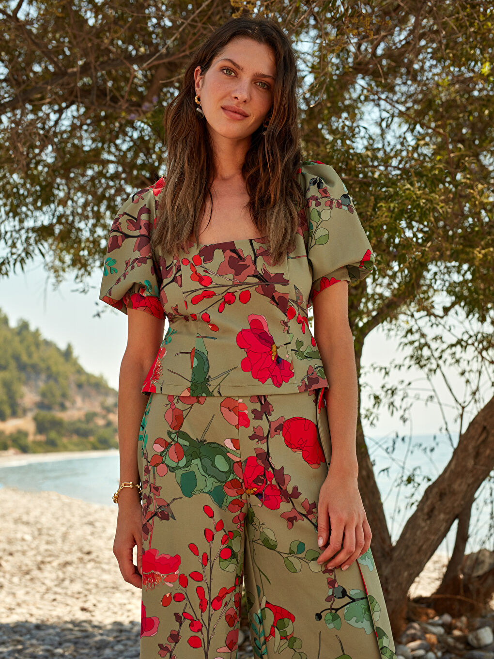 بلوزة نساء بياقة مربعة بنقشة زهري وكم بطيخي-2