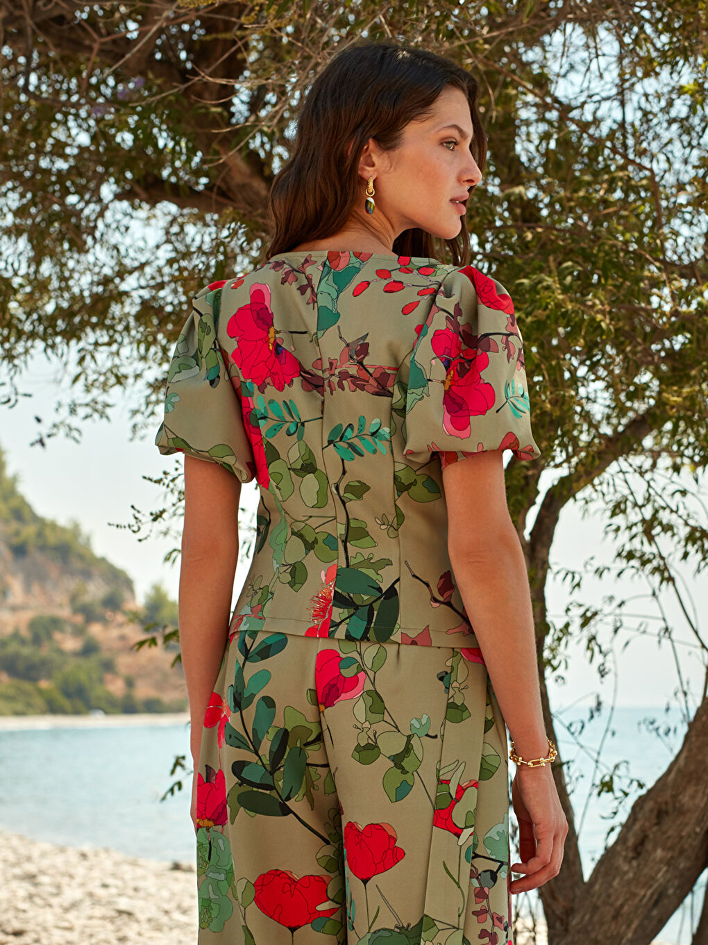 بلوزة نساء بياقة مربعة بنقشة زهري وكم بطيخي-1