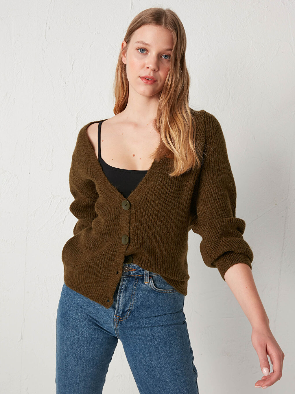 Haki V Yaka Uzun Kollu Kadın Triko Hırka-1