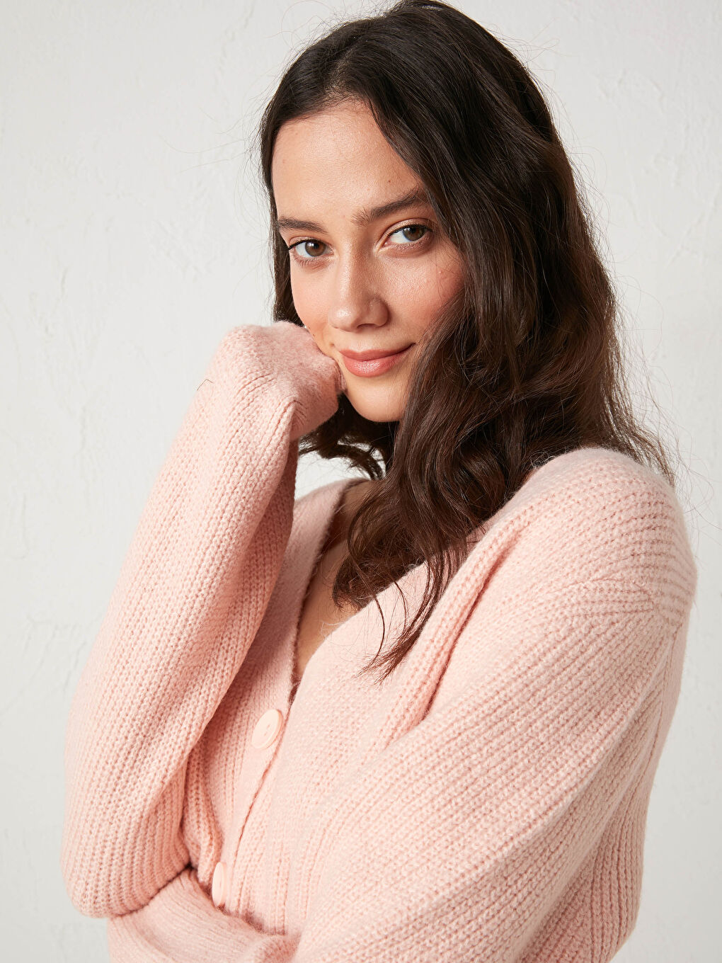 Pembe V Yaka Uzun Kollu Kadın Triko Hırka-4