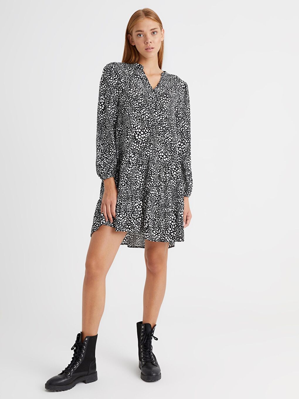 Платье из струящегося вискоза с бретелями-1