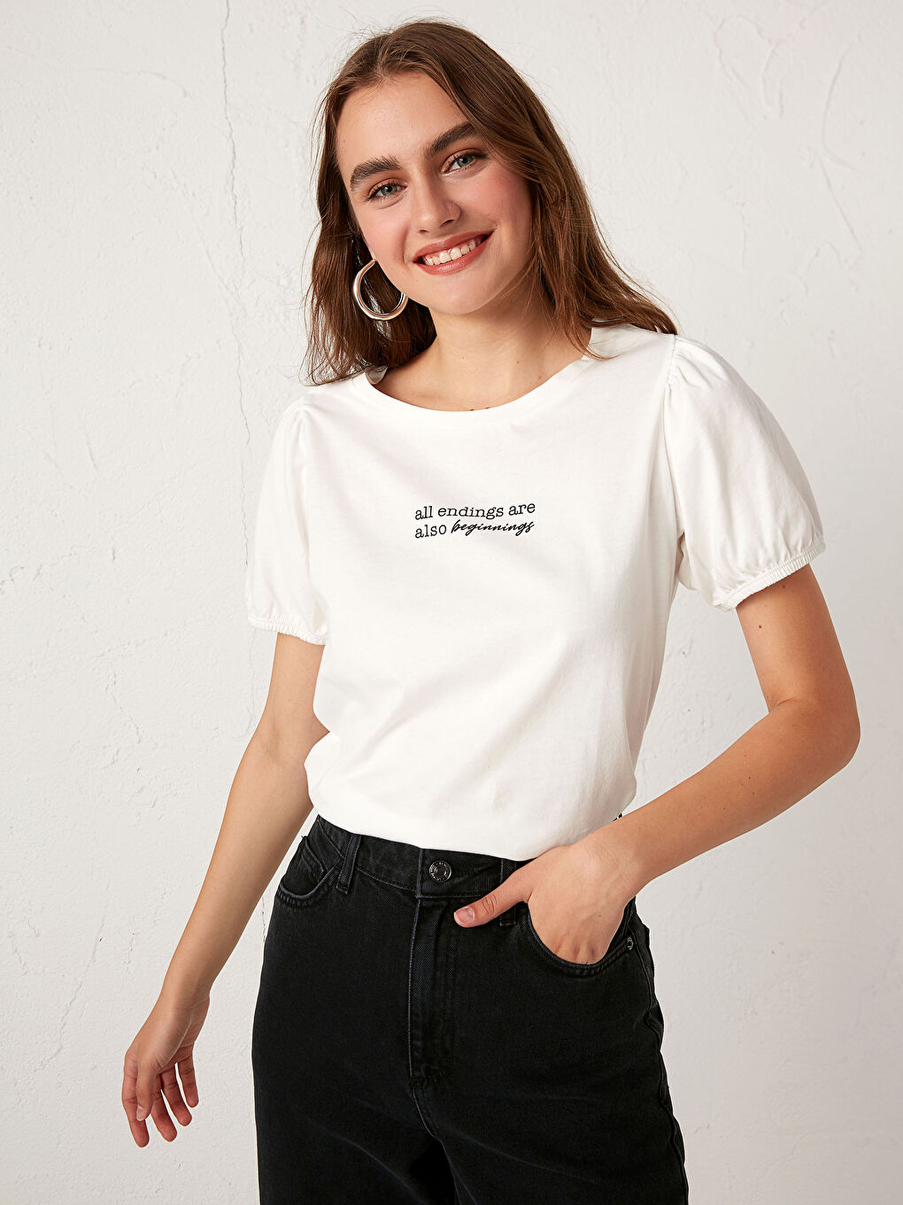 T-Shirt aus Baumwolle mit Buchstabenprint-1