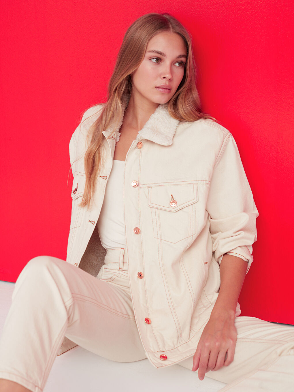 جاكيت جينز أوفر سايز مبطن بفرو-6