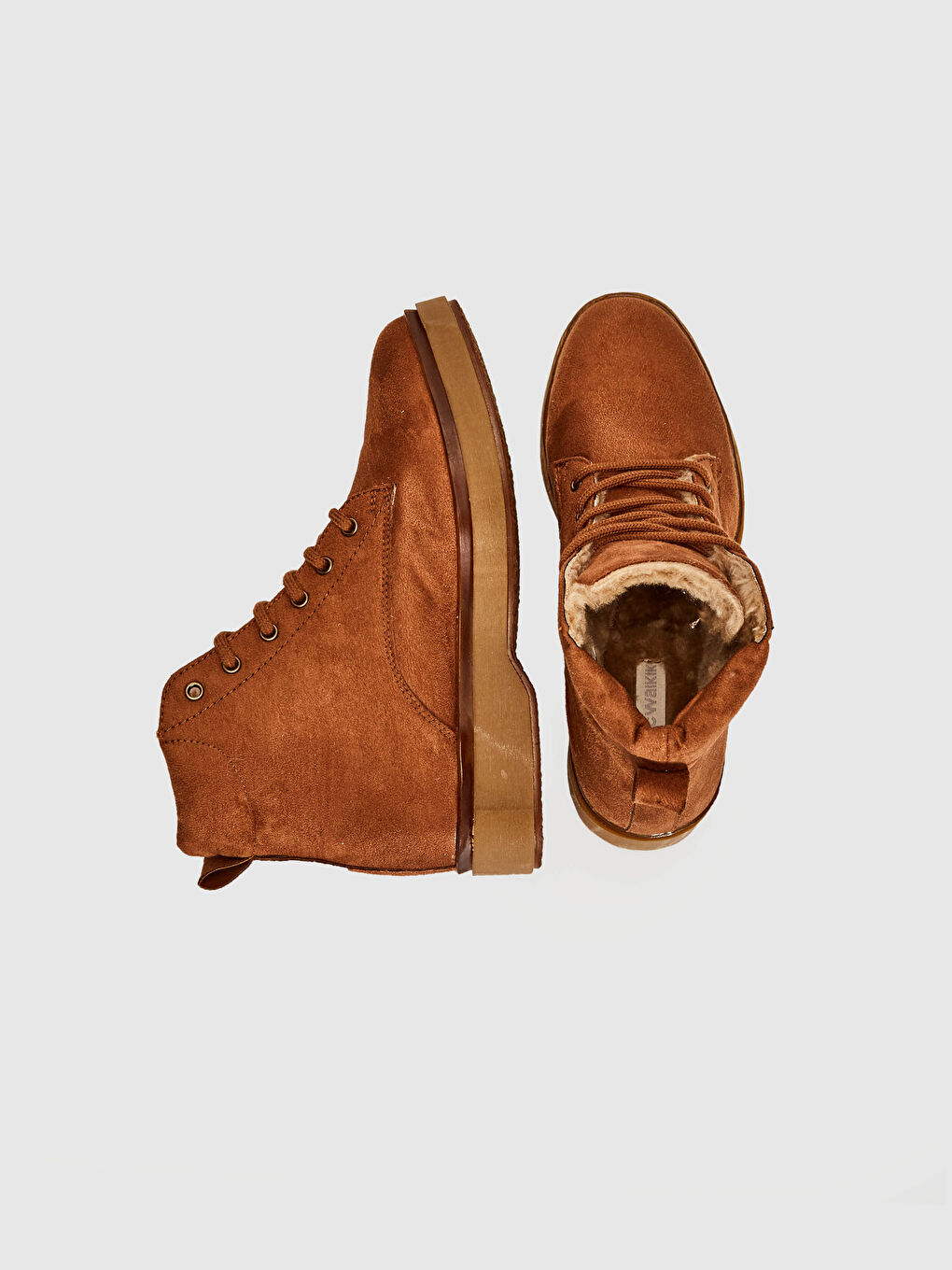 Женские ботинки на шнуровке-2