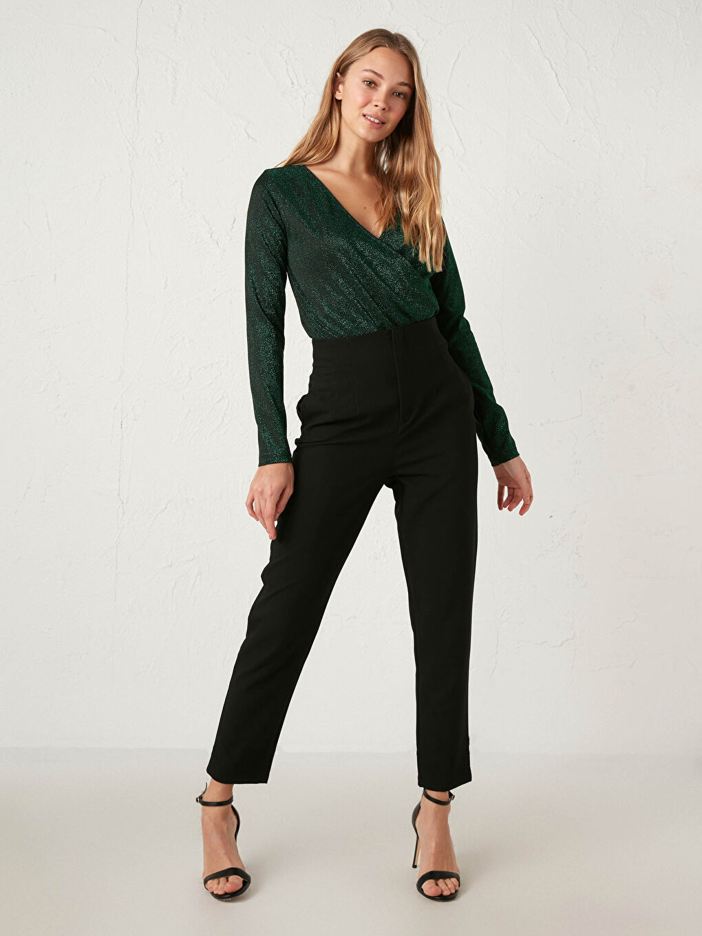 Yeşil Kruvaze Yaka Işıltılı Bodysuit-2