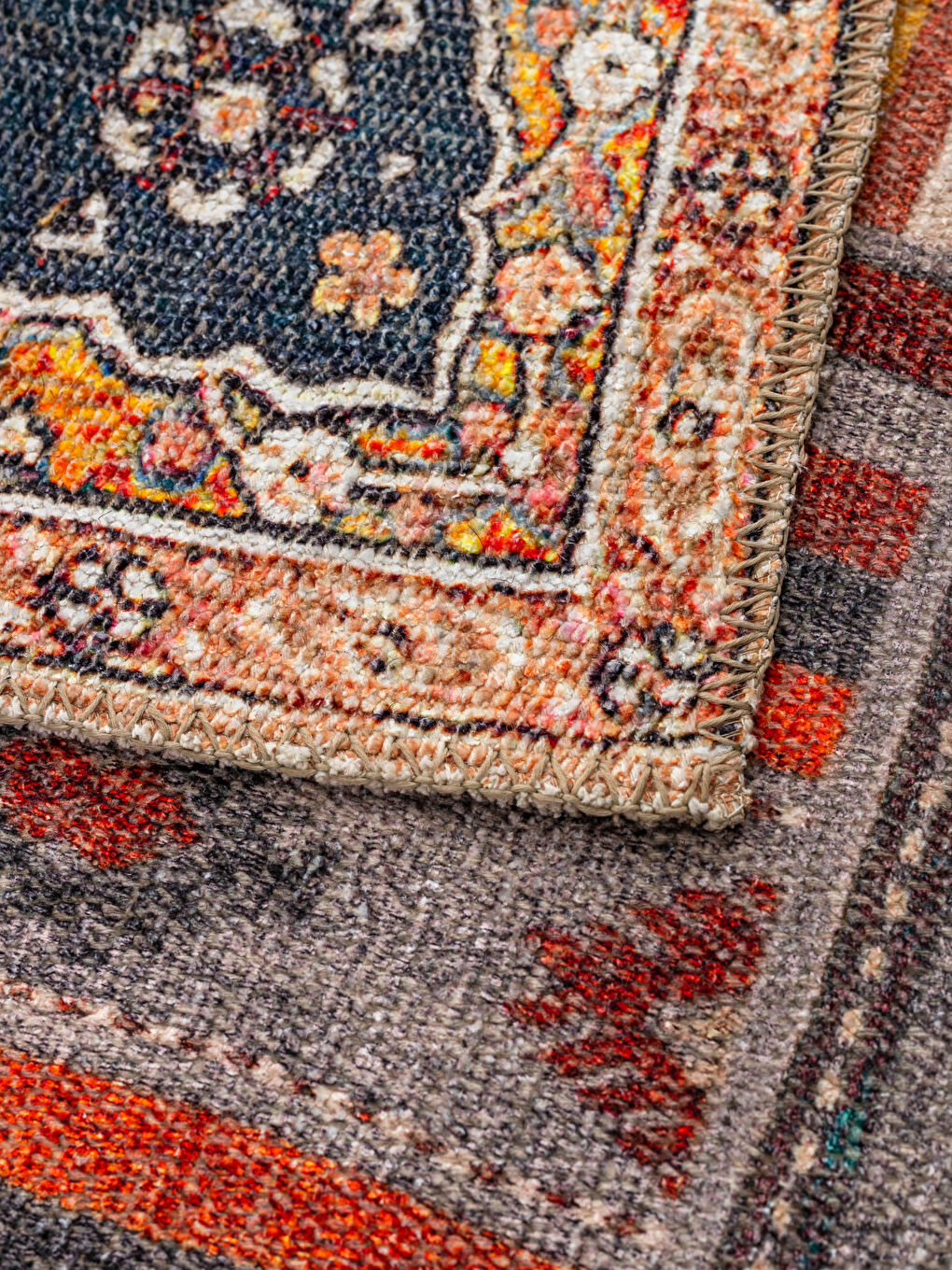 Siyah Desenli Çift Taraflı Halı 120x180 cm-3