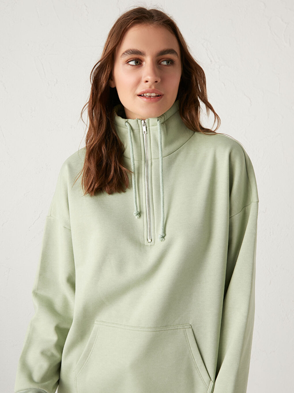 Женский толстый свитшот