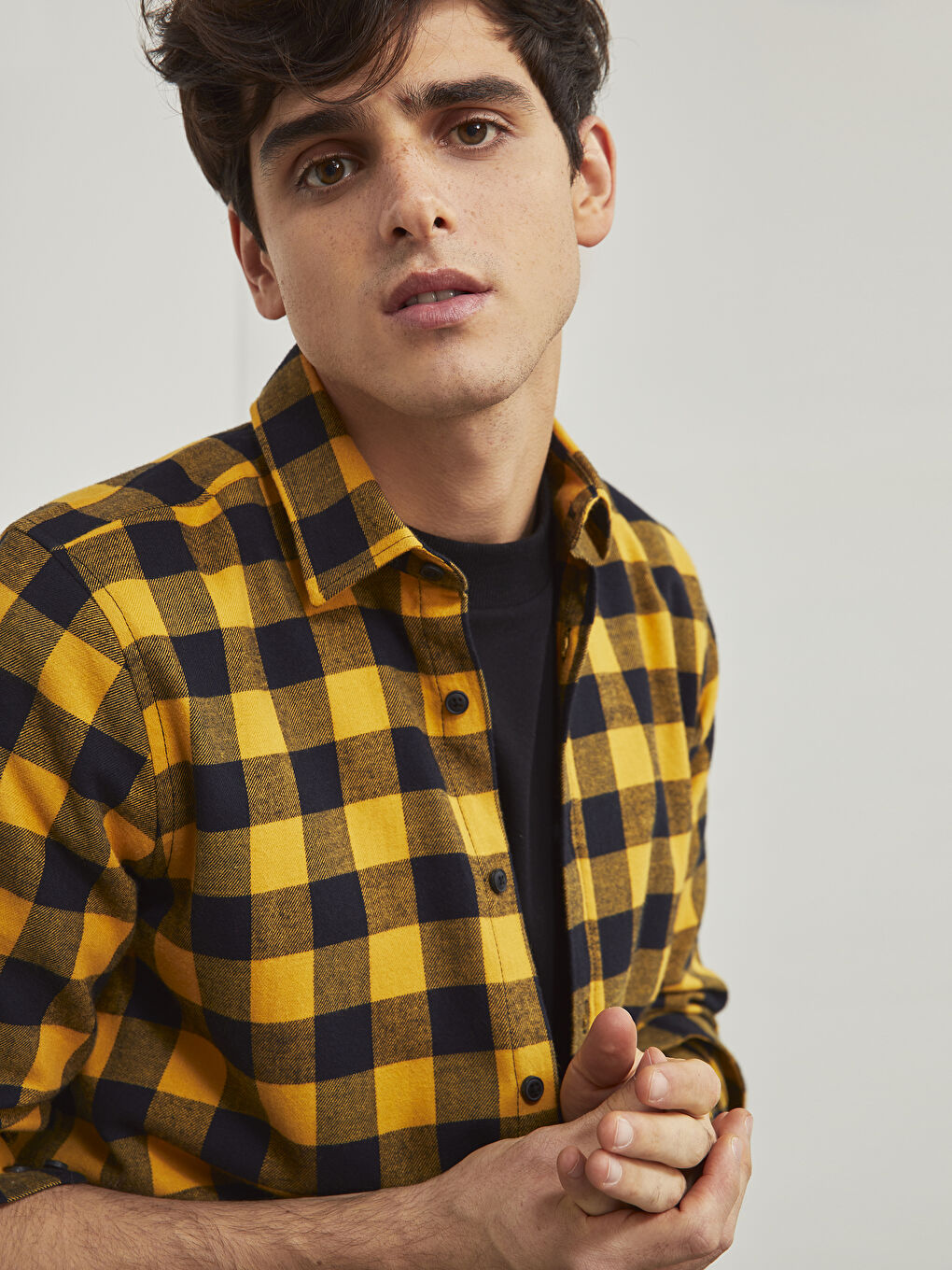 Slim Fit Long Sleeve Plaid Flannel Shirt-3