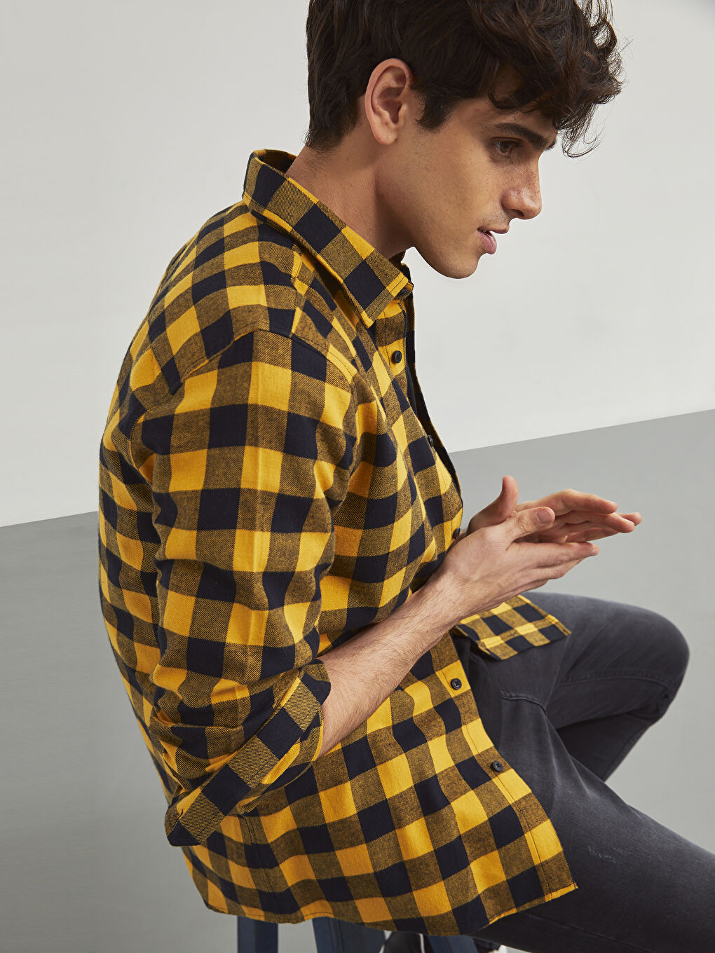 Slim Fit Long Sleeve Plaid Flannel Shirt-4