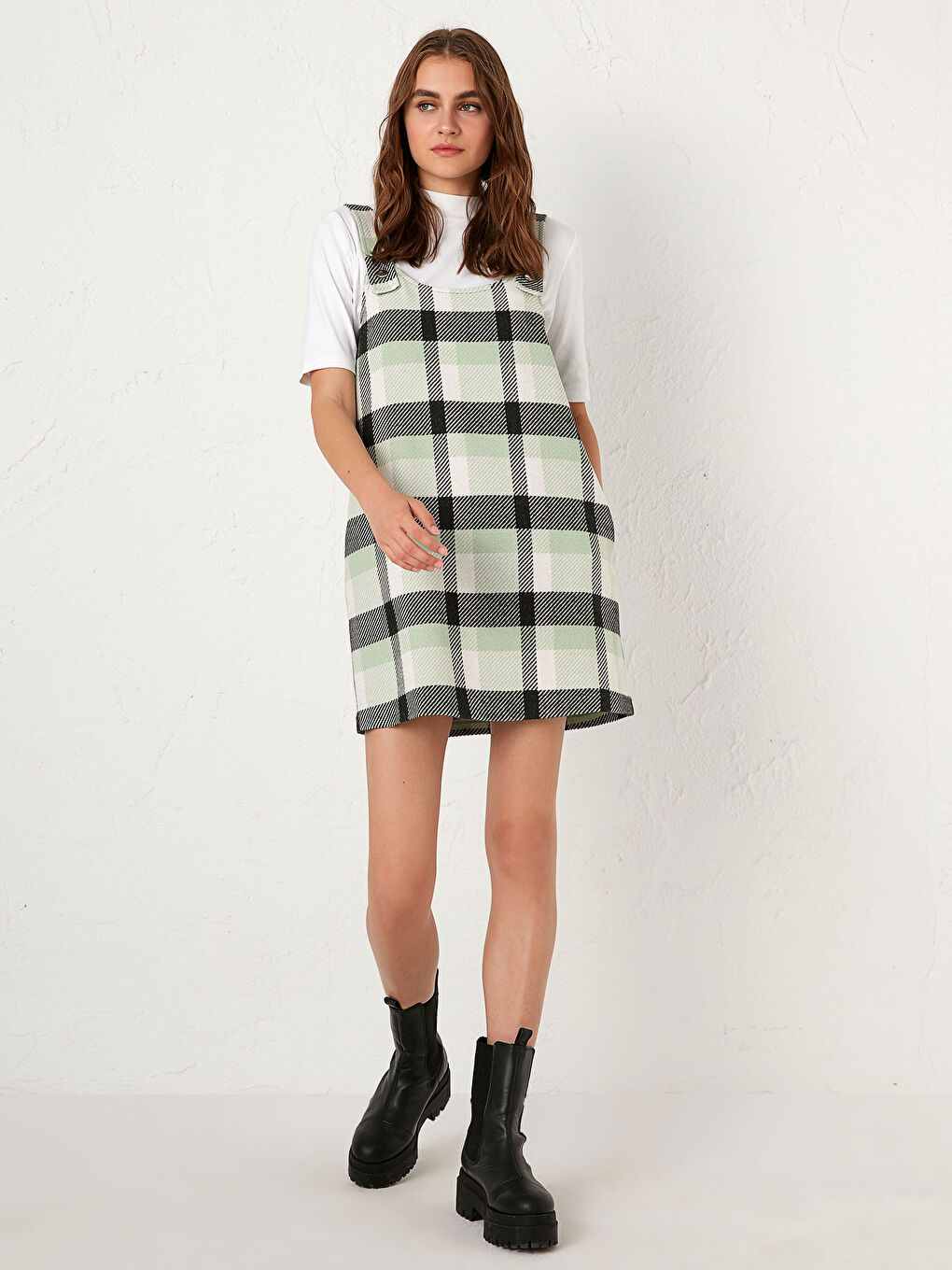 Клетчатое платье-комбинезон-3