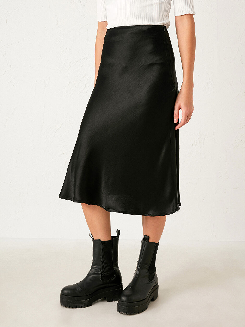 Standard Fit Satin Midi Skirt-2