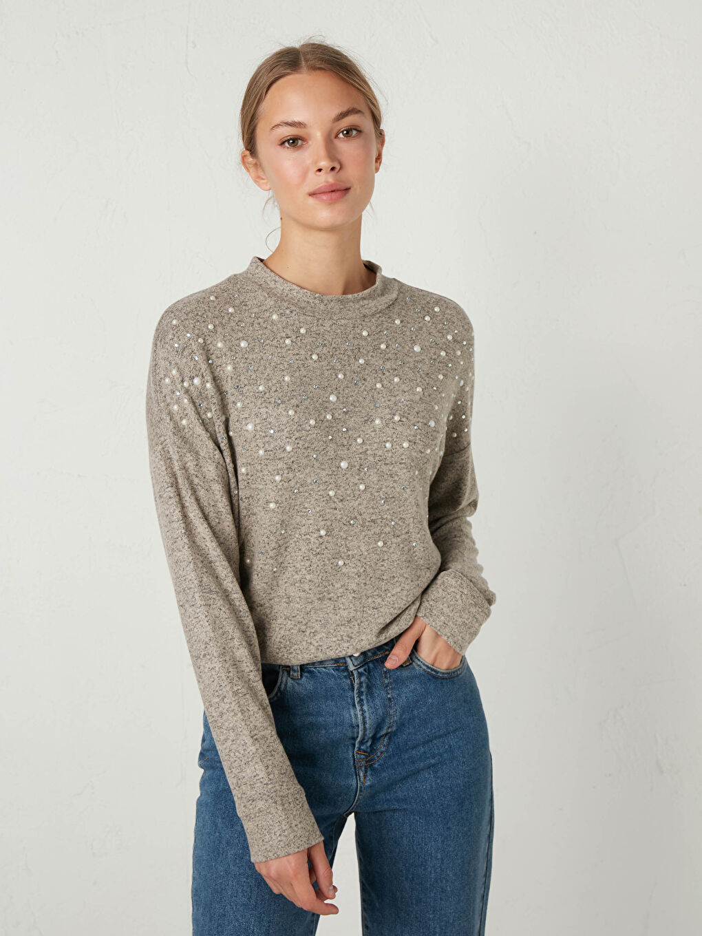Textured Fabric Pearl Printed T-Shirt-2