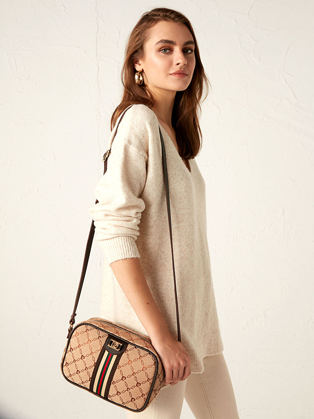 Kahverengi Çapraz Çanta