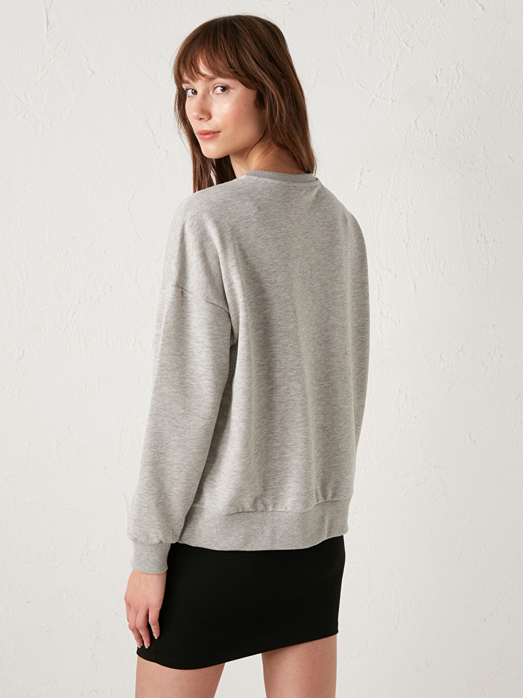 Gri Yılbaşı Temalı Pamuklu Baskılı Sweatshirt-4