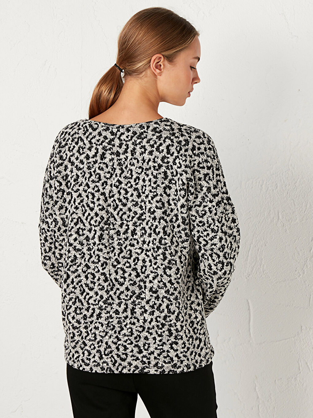 Leopard Figured T-Shirt-3