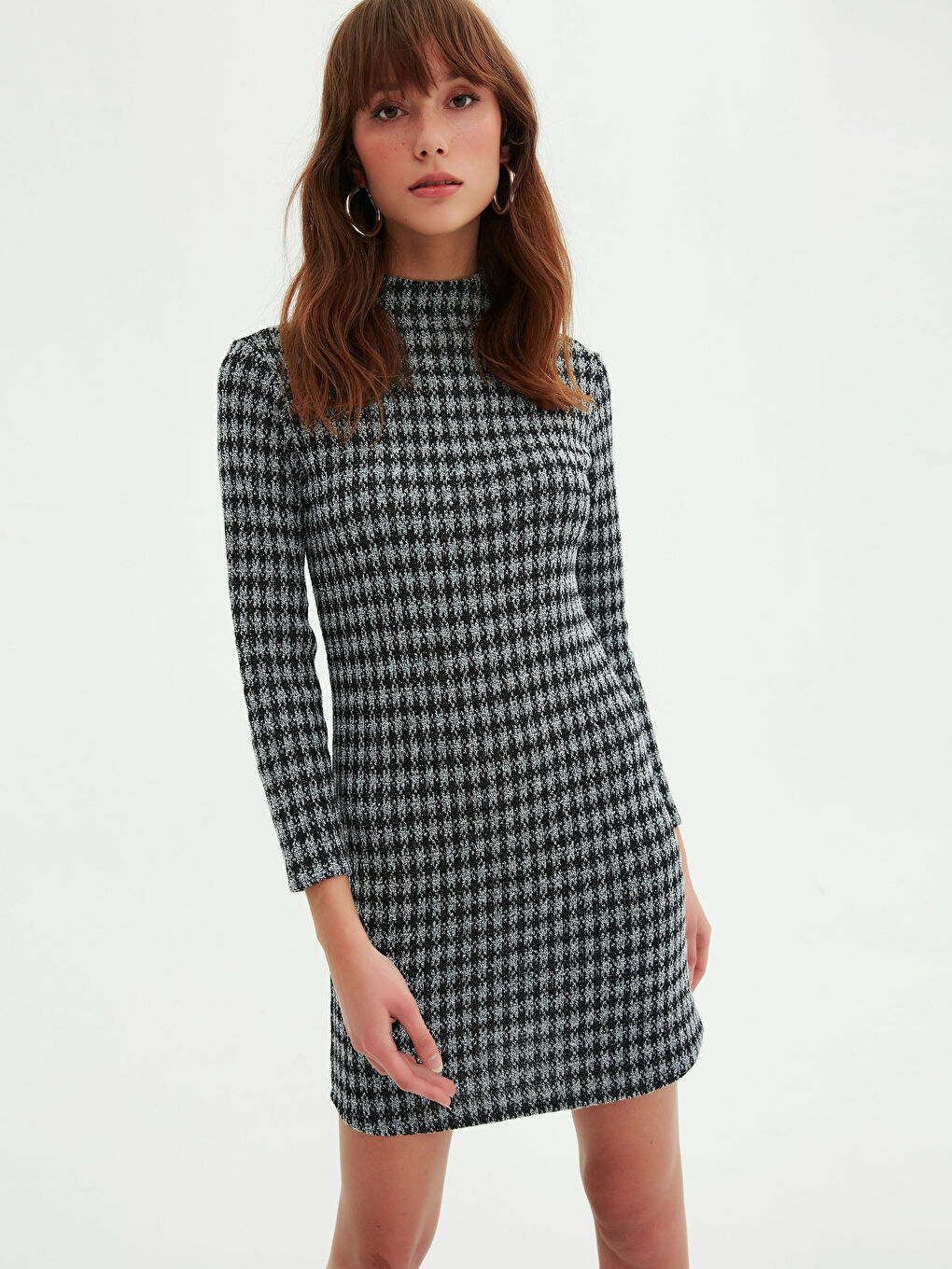 Әйелдерге арналған биік жағалы қарға аяғы принтті ұзын жең көйлек-1