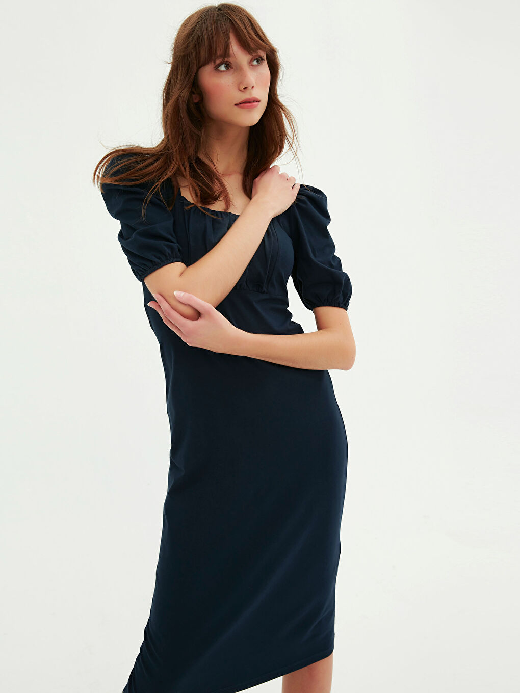 Lacivert Yakası Büzgü Detaylı Elbise-3