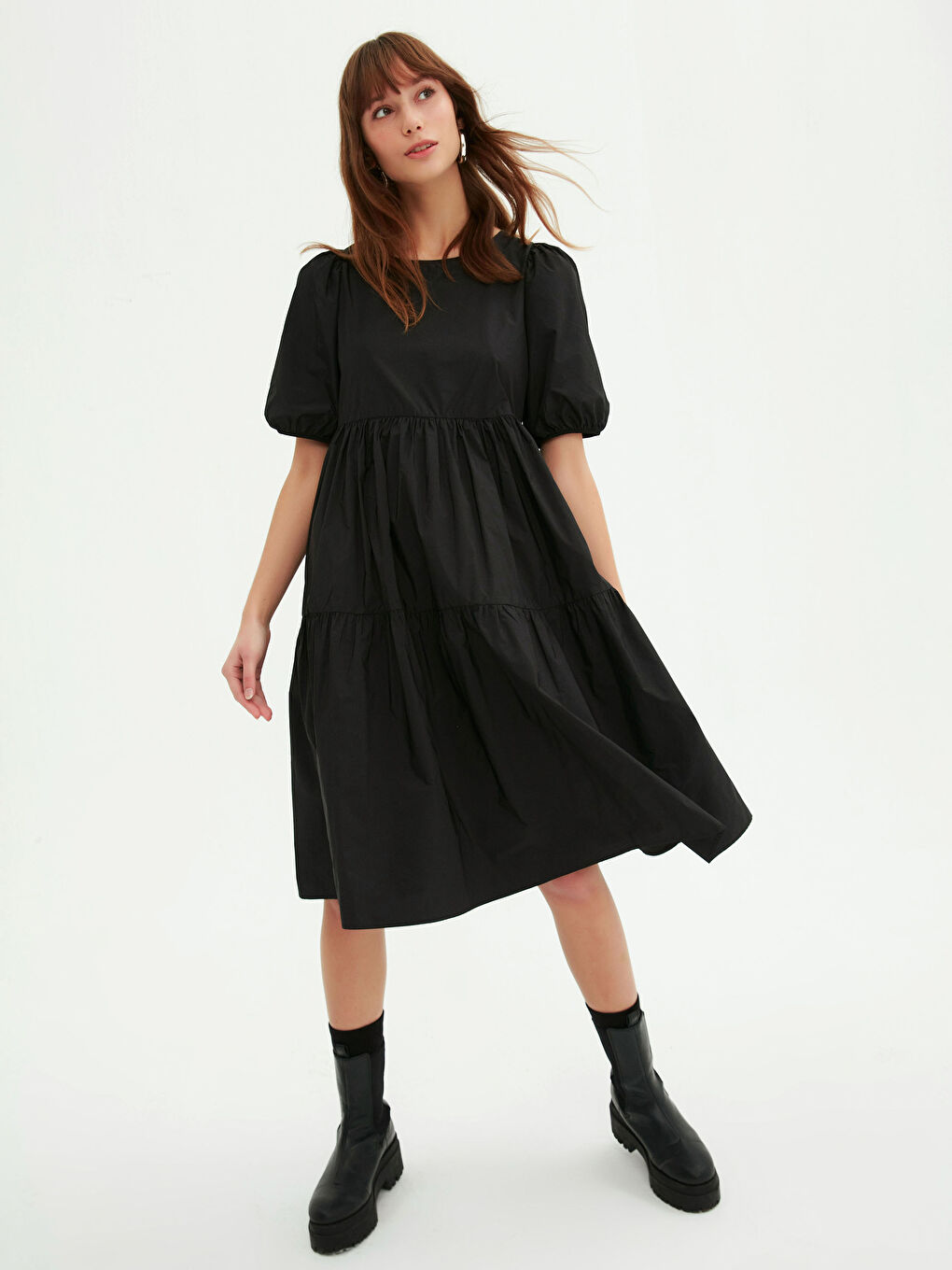 Siyah Balon Kol Midi Elbise