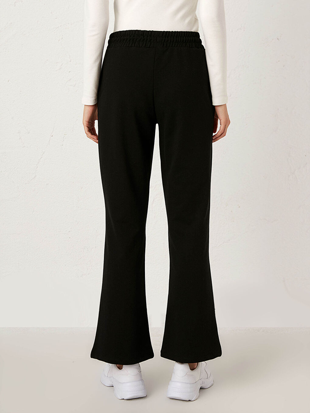 Спортивные брюки с эластичной резинкой на талии-6