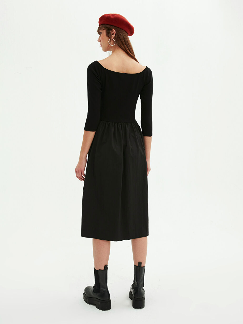 Siyah Kare Yaka Düz Uzun Kollu Kadın Elbise-7