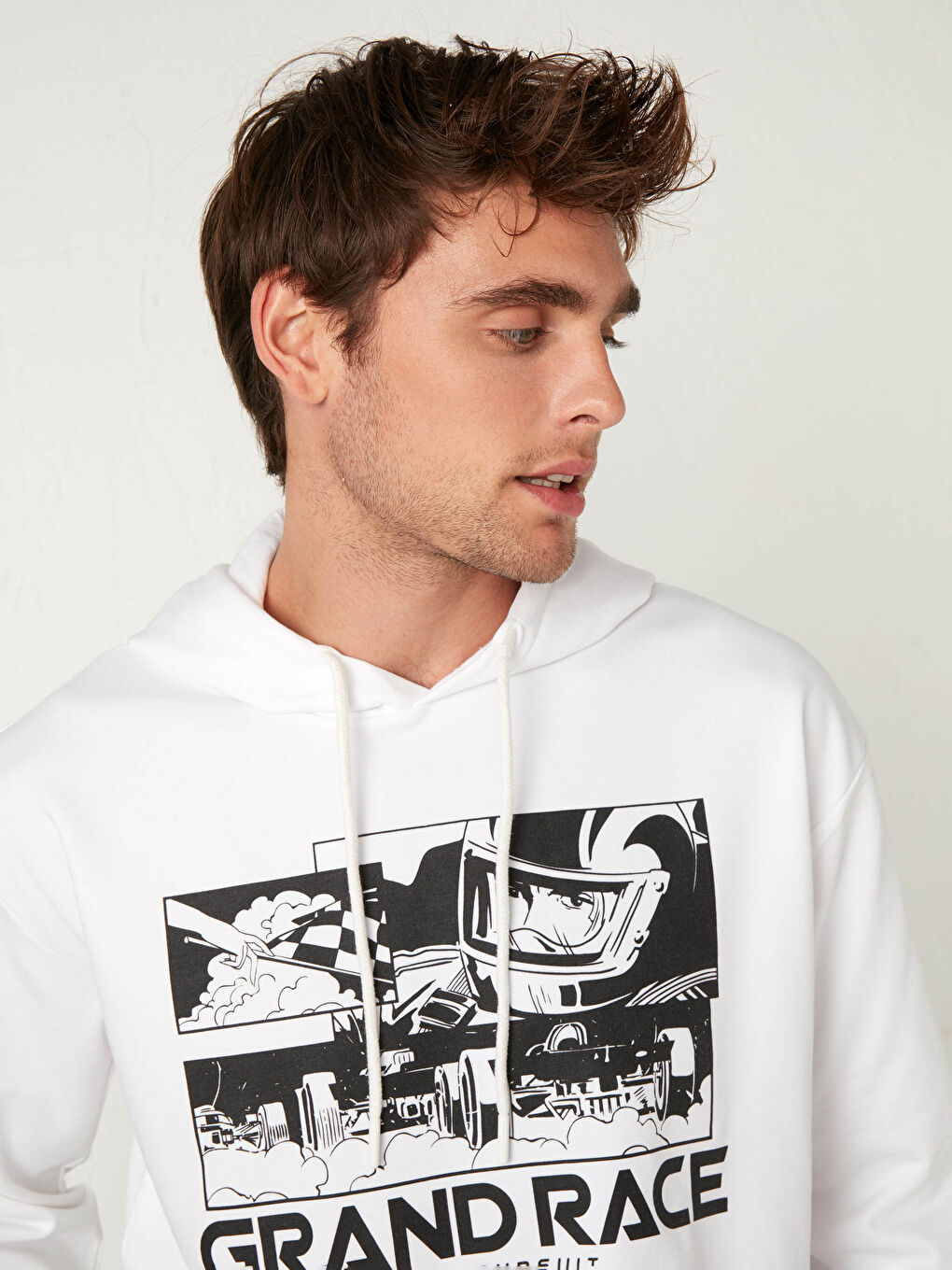 Beyaz Uzun Kollu Baskılı Erkek Hoodie-1