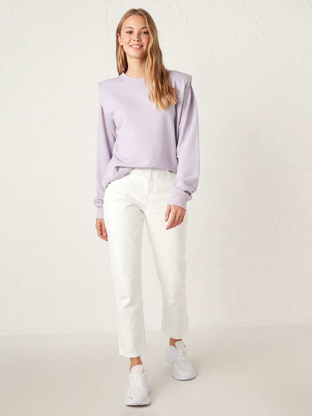 Crew Neck Lightweight Sweatshirt-4