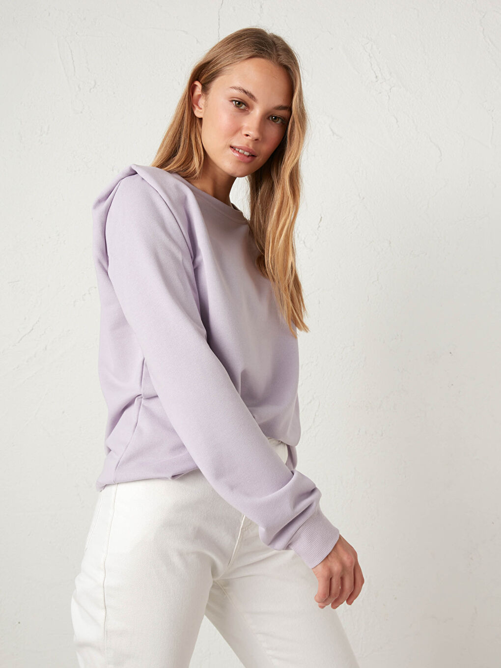 Crew Neck Lightweight Sweatshirt