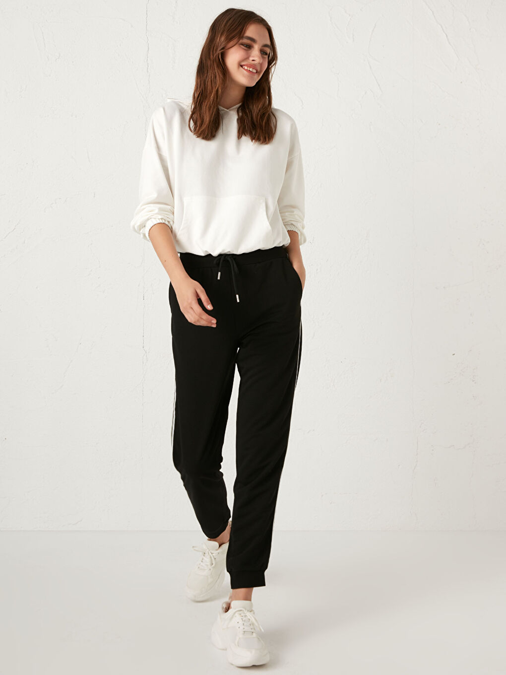 Спортивные штаны с эластичной талией-1