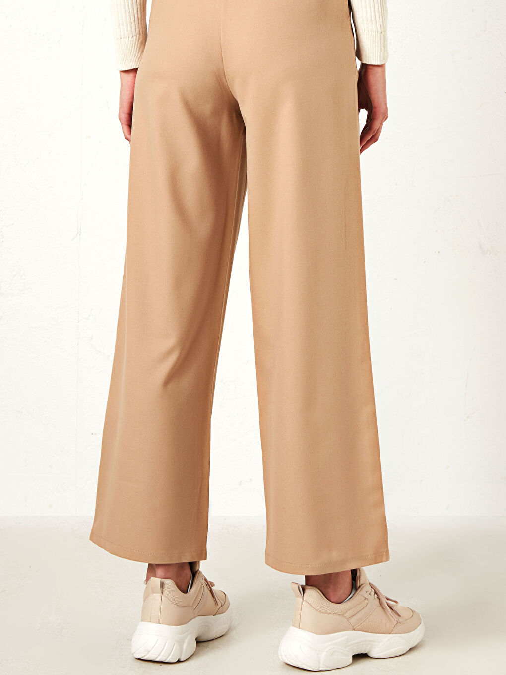 Ankle Length Flare Legs Trousers-4
