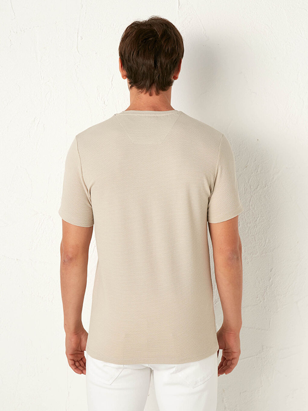 تيشيرت أساسي برقبة دائرية ونحيف القَصّة-7