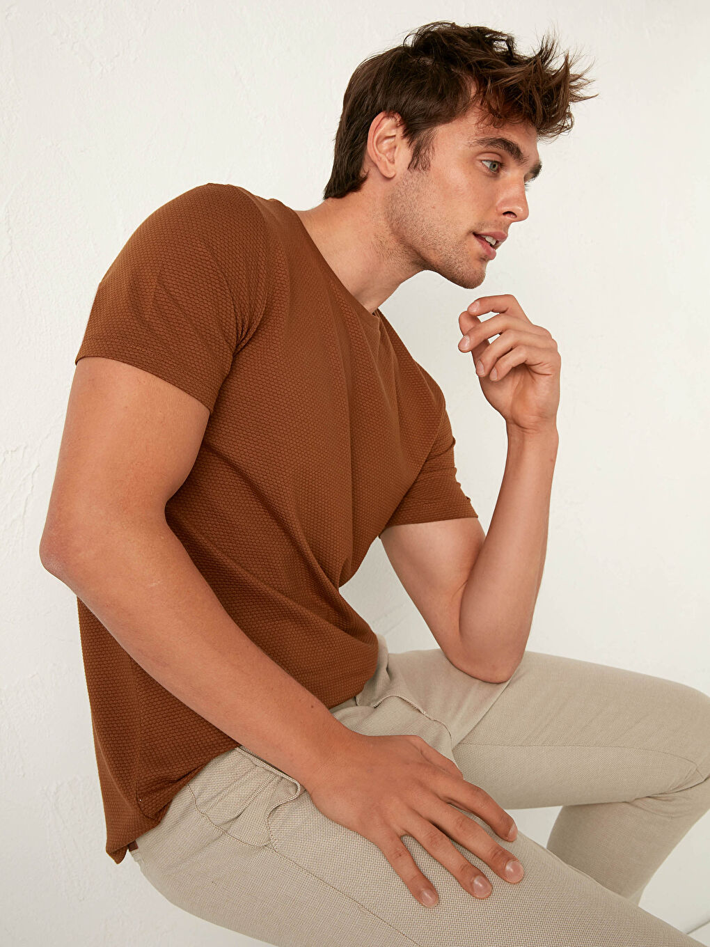 Bej Slim Fit Bisiklet Yaka Basic Tişört-1