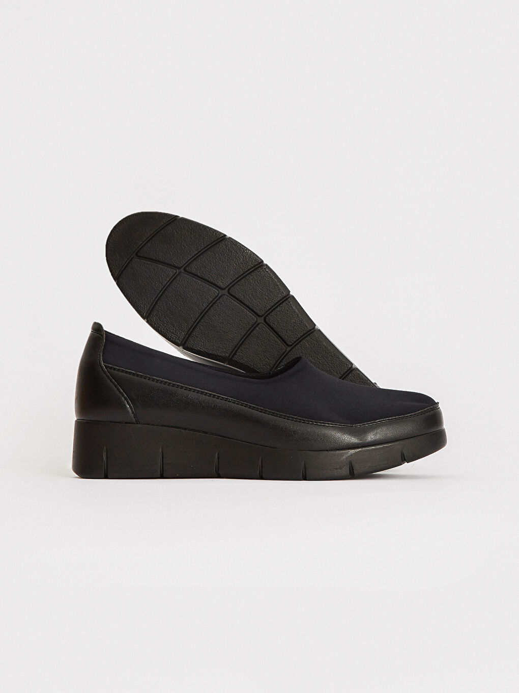 Siyah Kadın Klasik Şık Ayakkabı-2