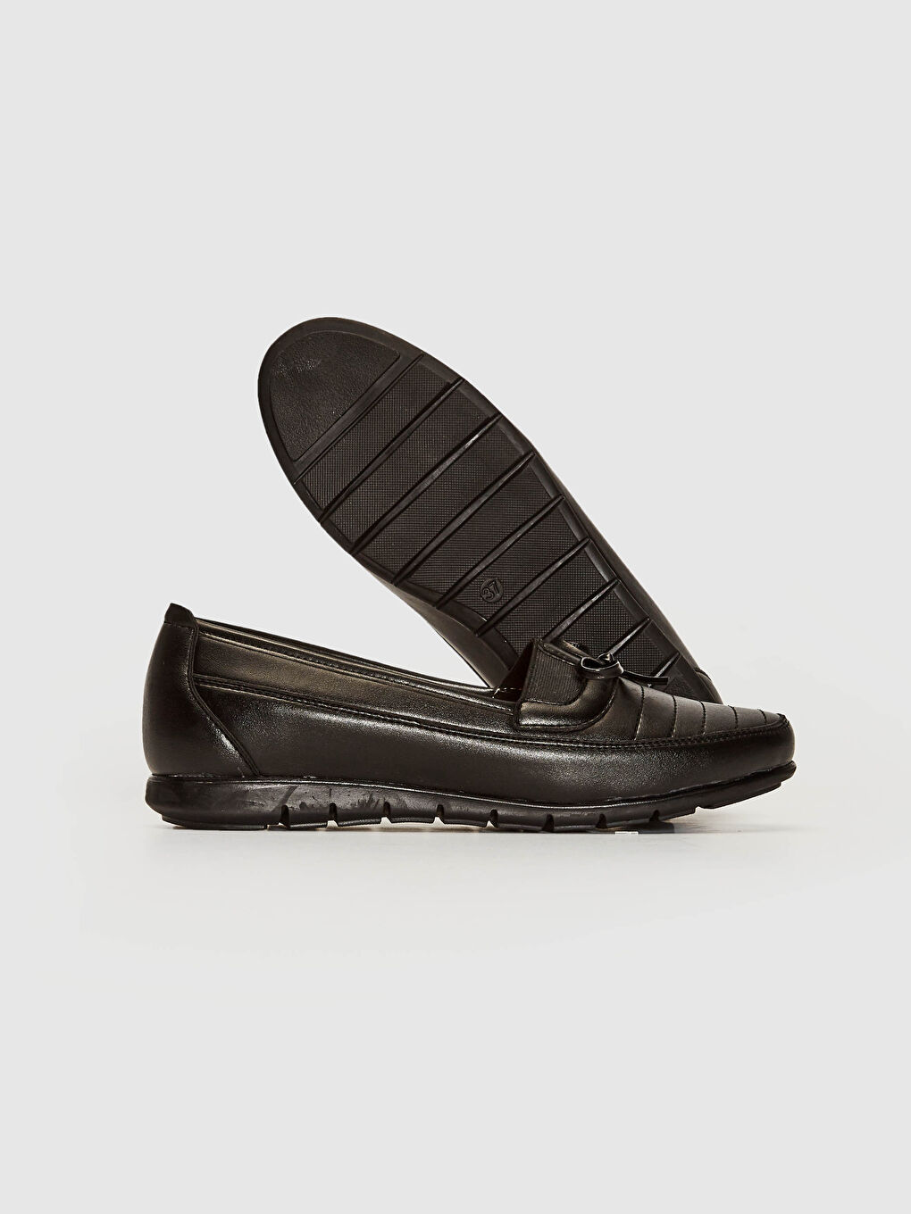 Siyah Kadın Fiyonk Detaylı Klasik Ayakkabı-3