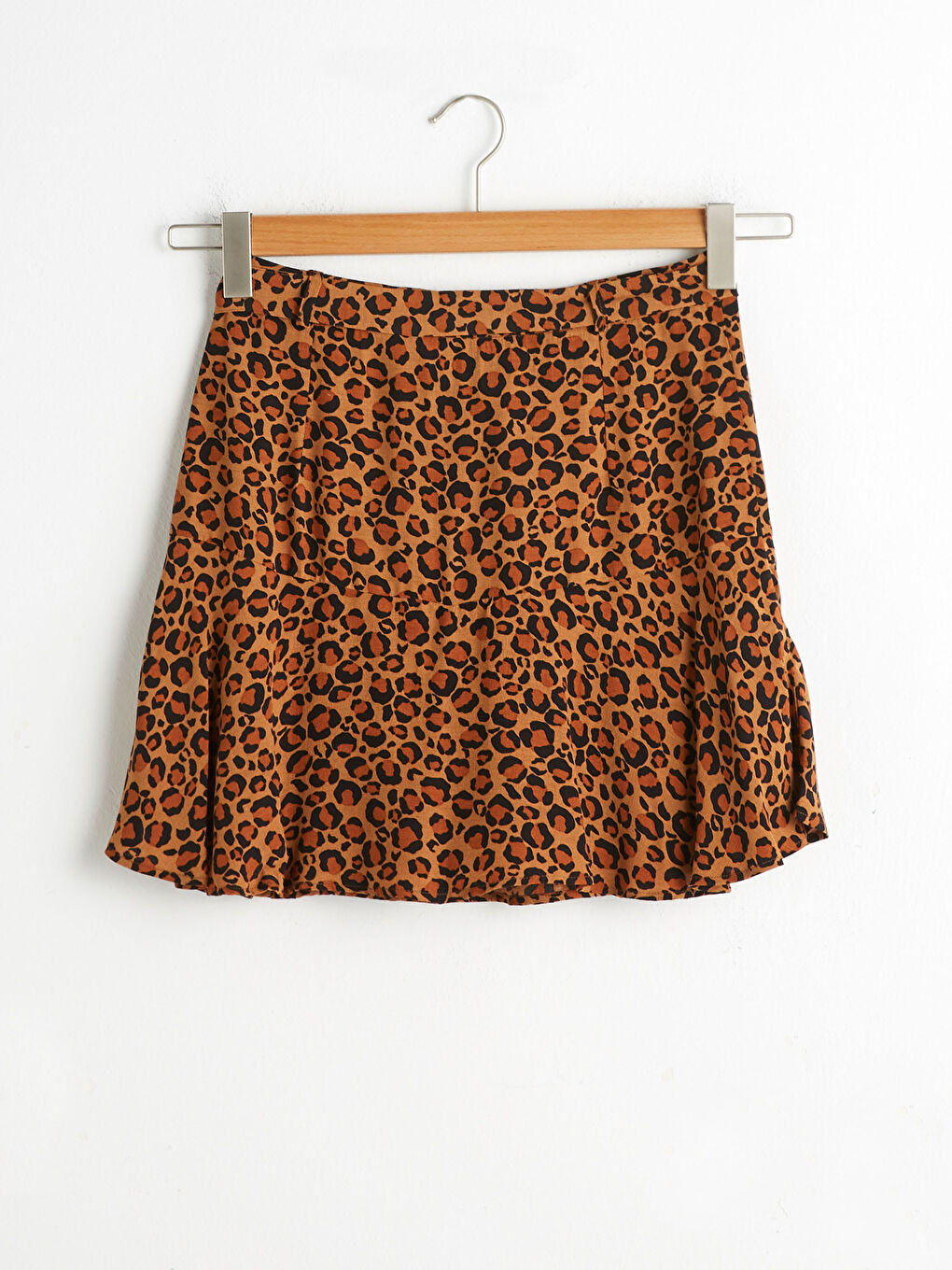 Leopard Patterned Short Skirt-6