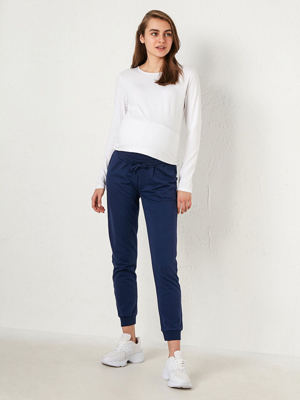 LCWAIKIKI Maternity Umstands-Jogginghose mit Bindedetail an der Taille -0WGS61Z8-HRP