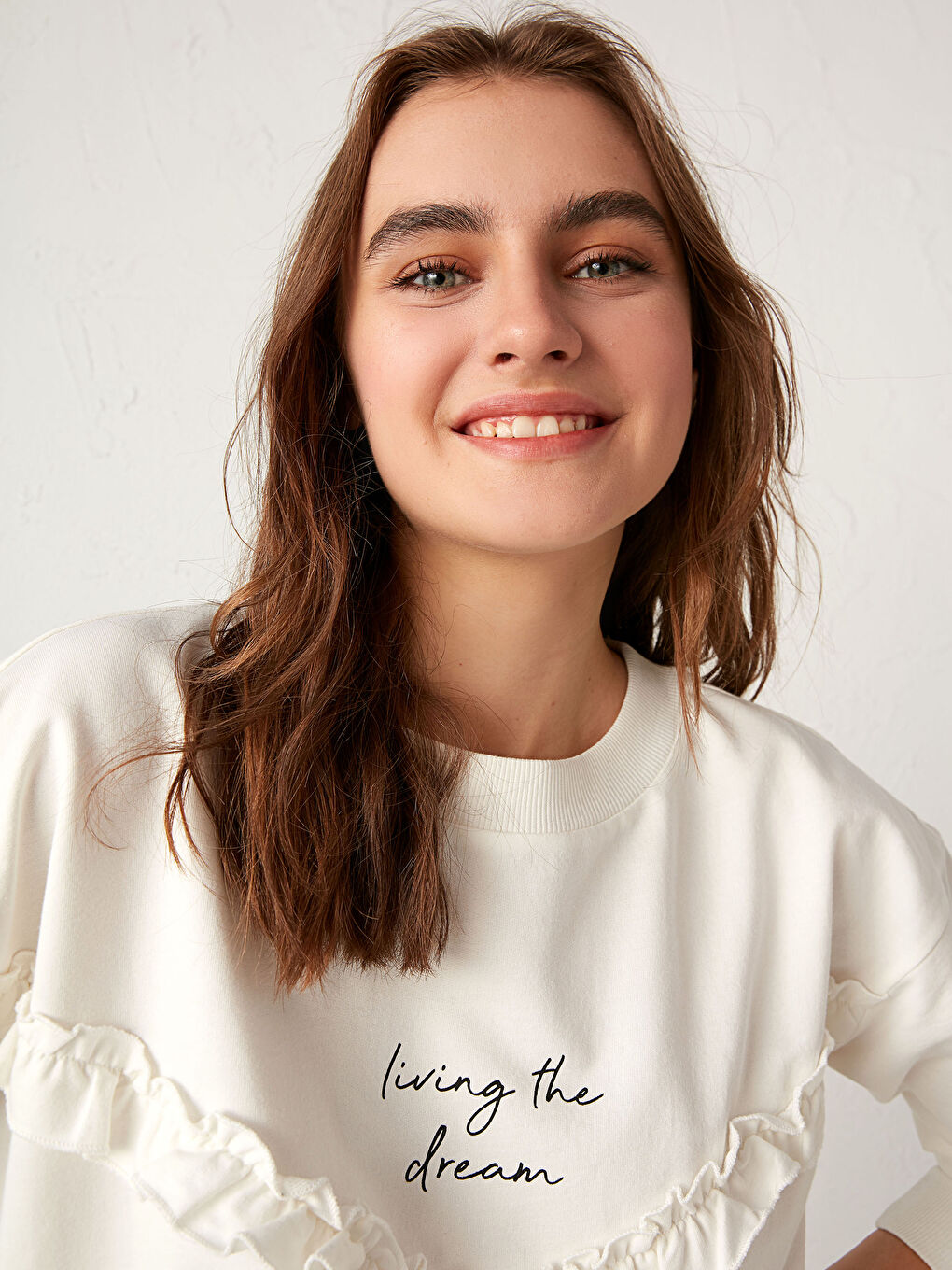 LCW Vision Crew Neck Ruffled Sweatshirt -0WGT36Z8-DBD