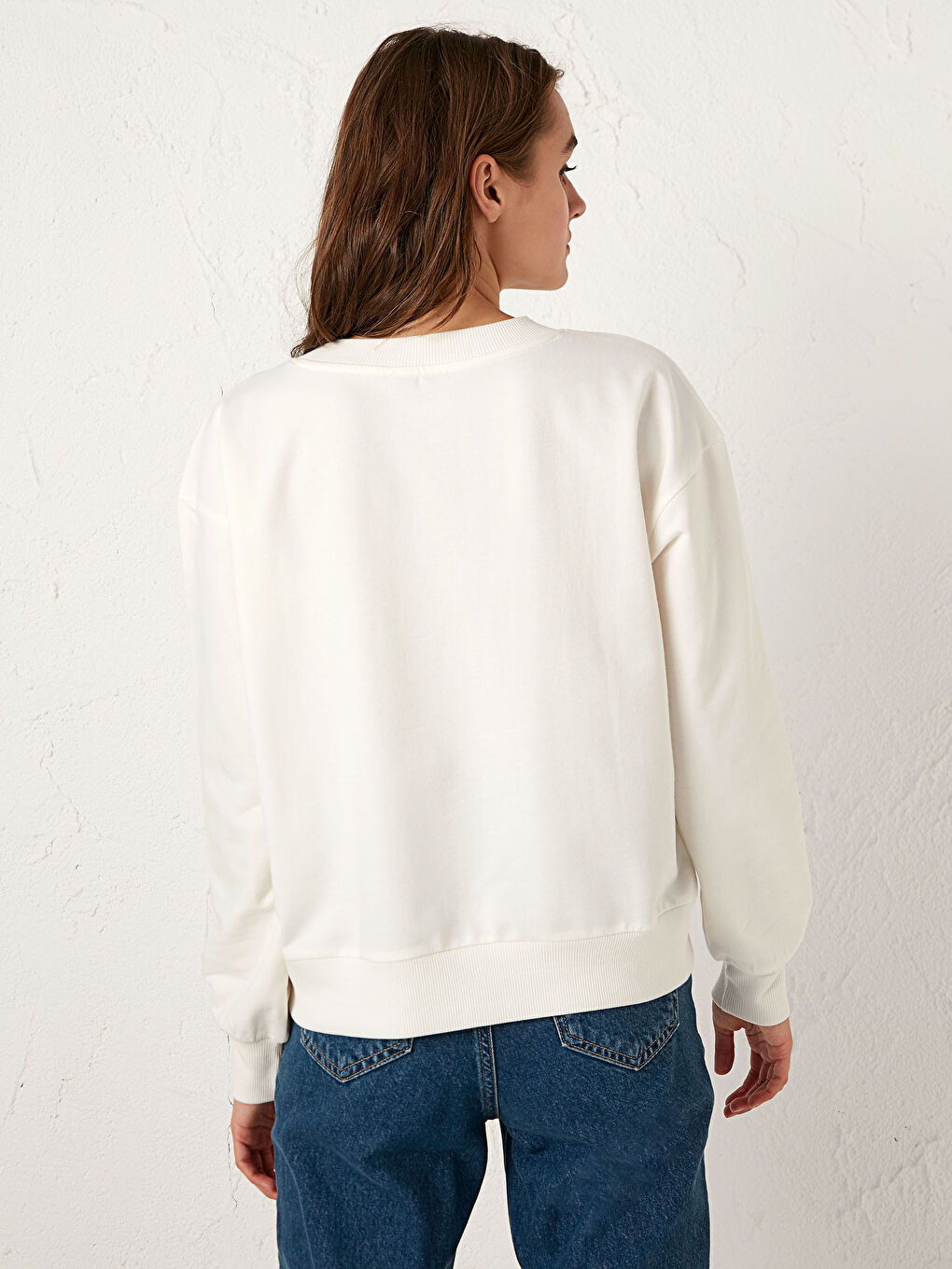 LCW Vision Crew Neck Ruffled Sweatshirt -0WGT36Z8-DBD