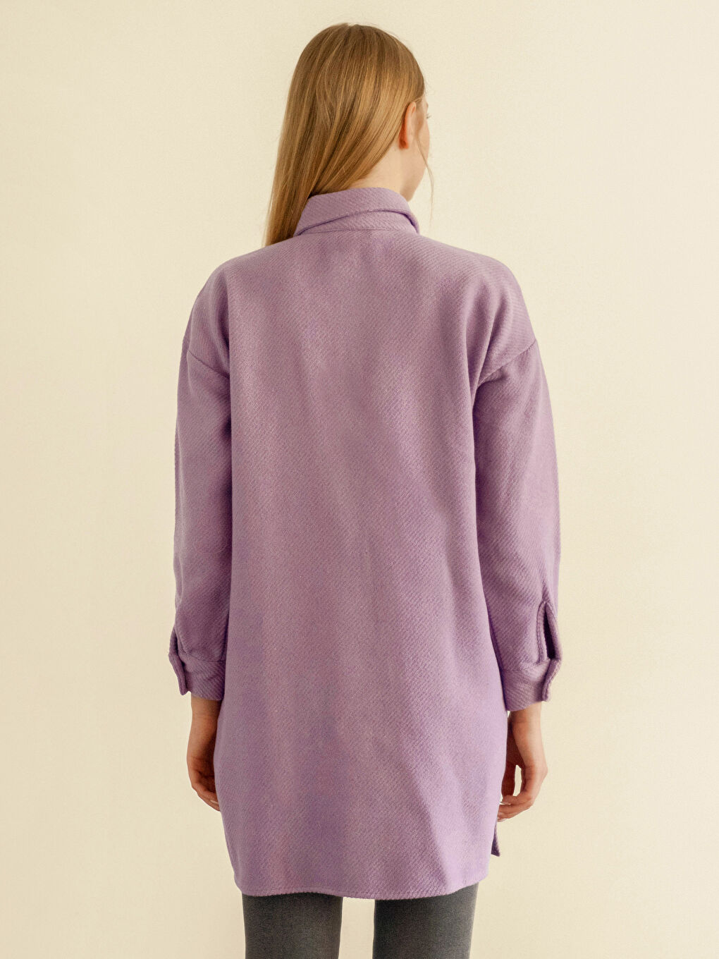 قميص تونيك للسيدات بتفاصيل جيوب من تويل-2