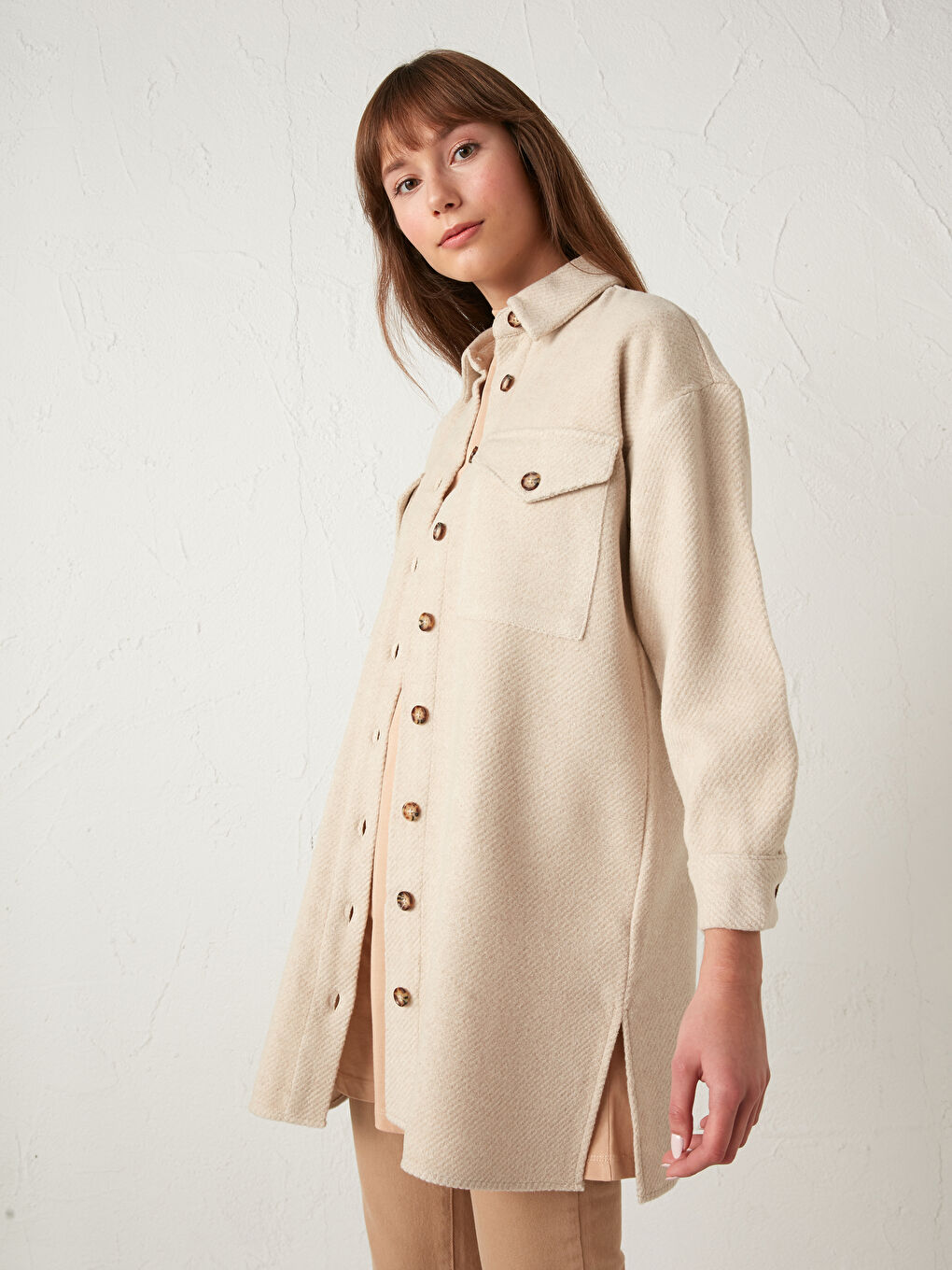 قميص تونيك للسيدات بتفاصيل جيوب من تويل-1