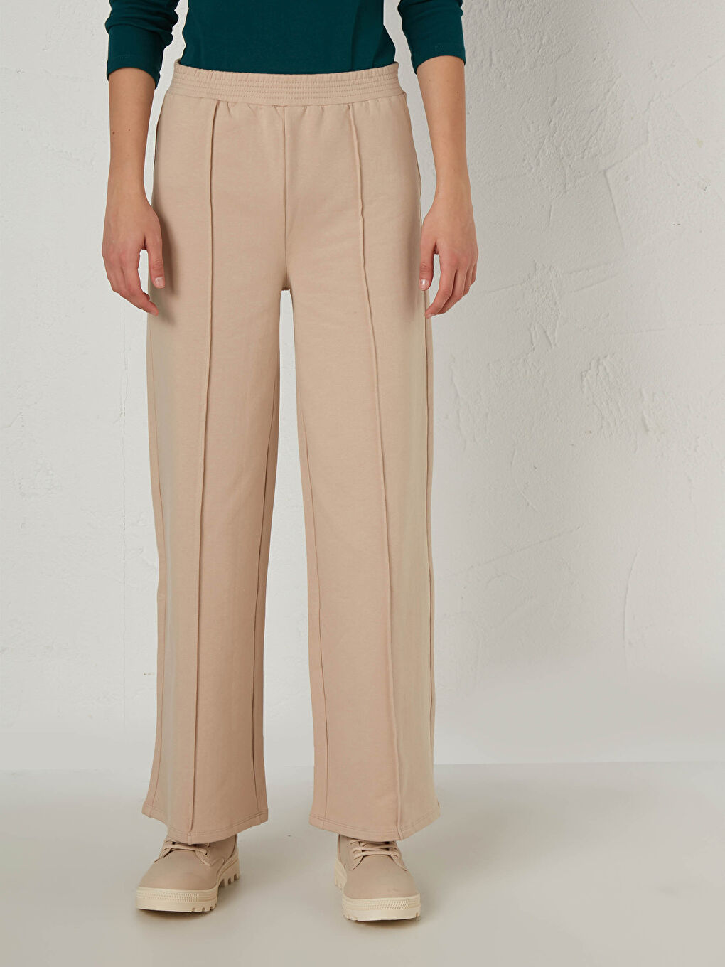 Wide Leg Tracksuit Bottom-3