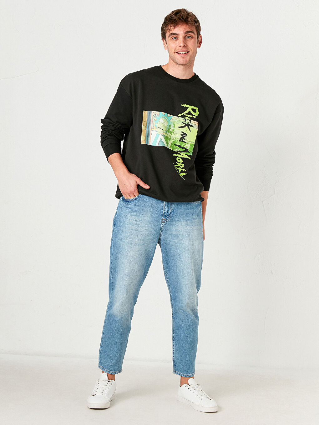 Siyah Bisiklet Yaka Ricky ve Morty Baskılı Kalın Sweatshirt-1