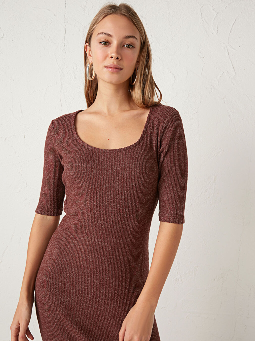 Kahverengi U Yaka Kısa Kollu Kadın Elbise-2