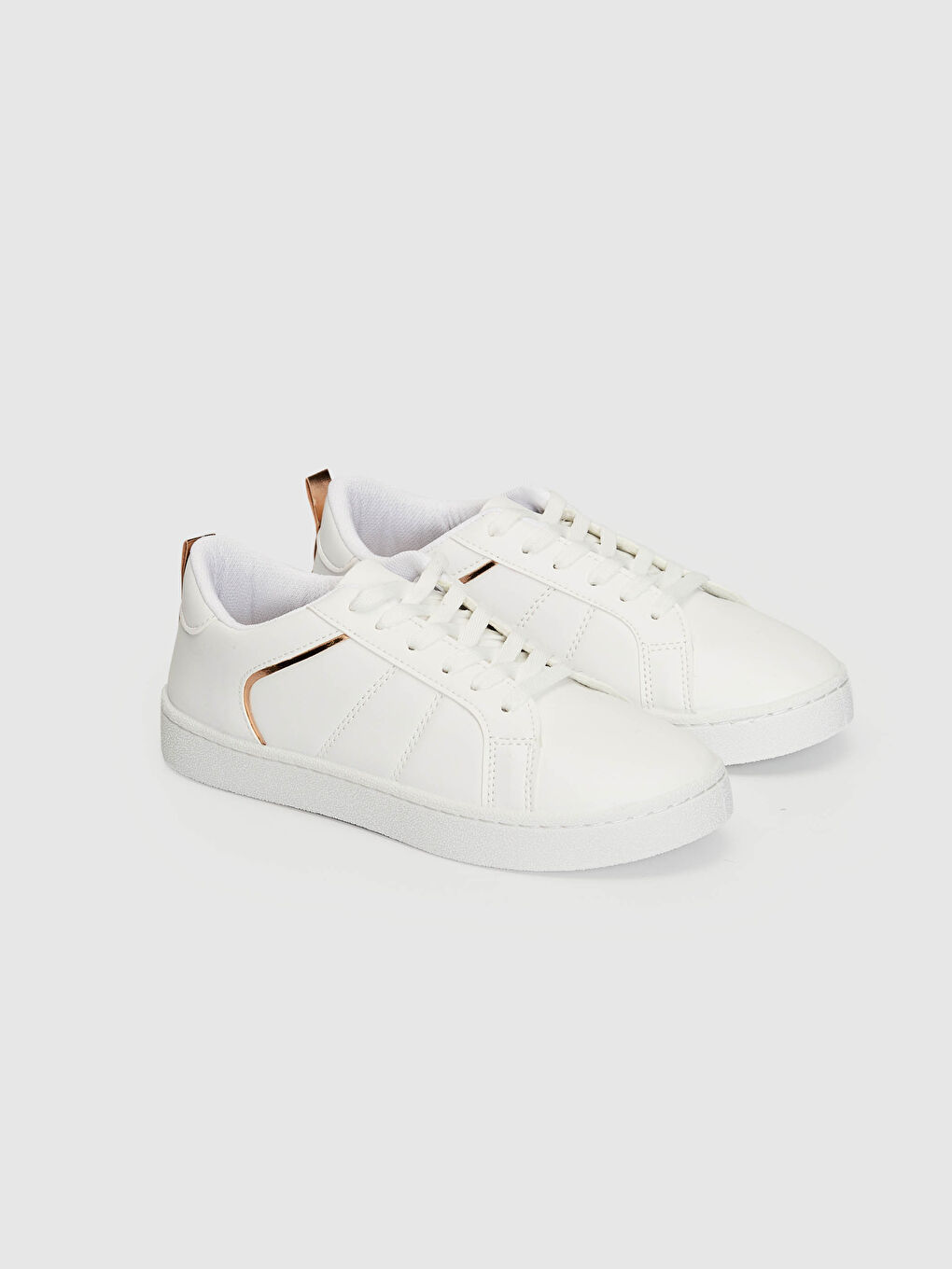 Beyaz Kadın Bağcıklı Günlük Spor Ayakkabı