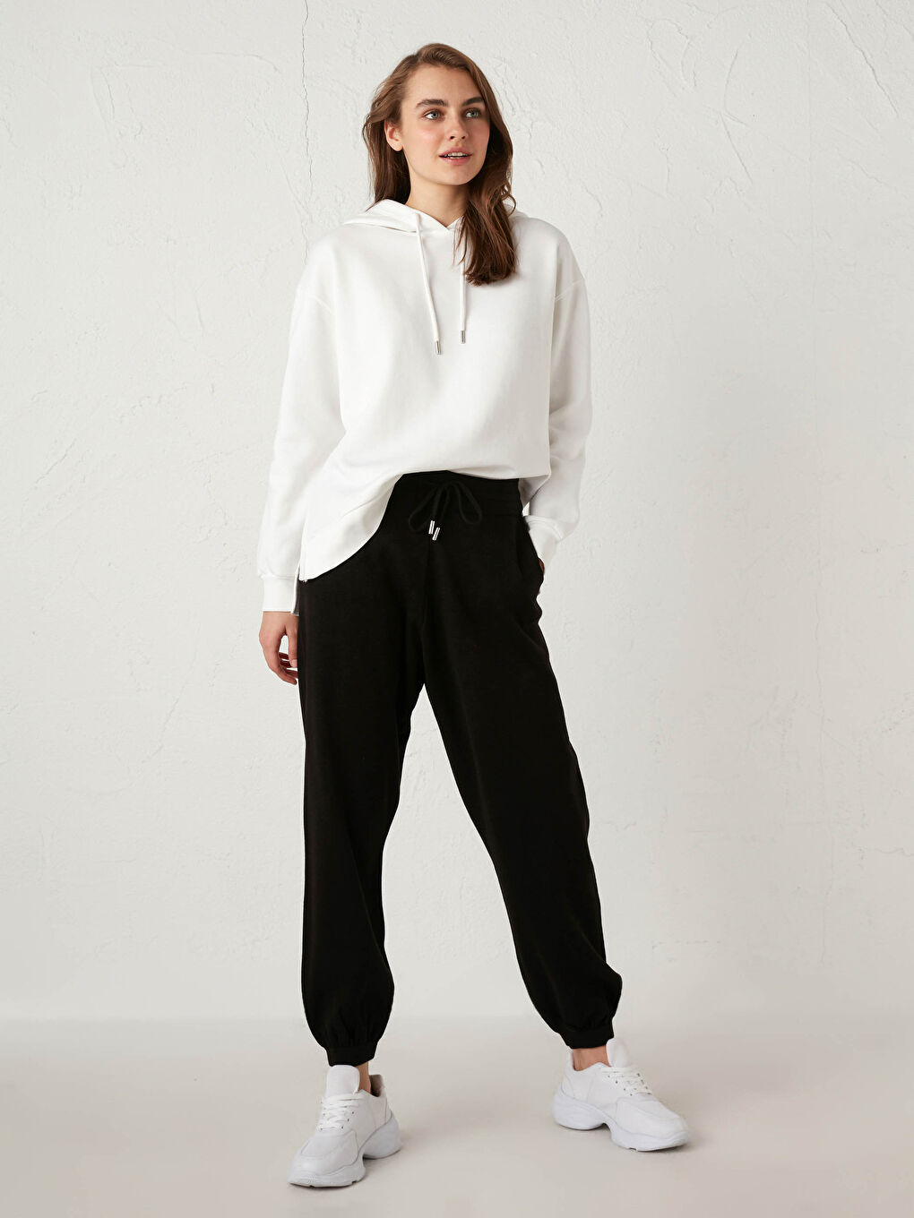 Pantalon Tricot à Fermeture Détailée-2