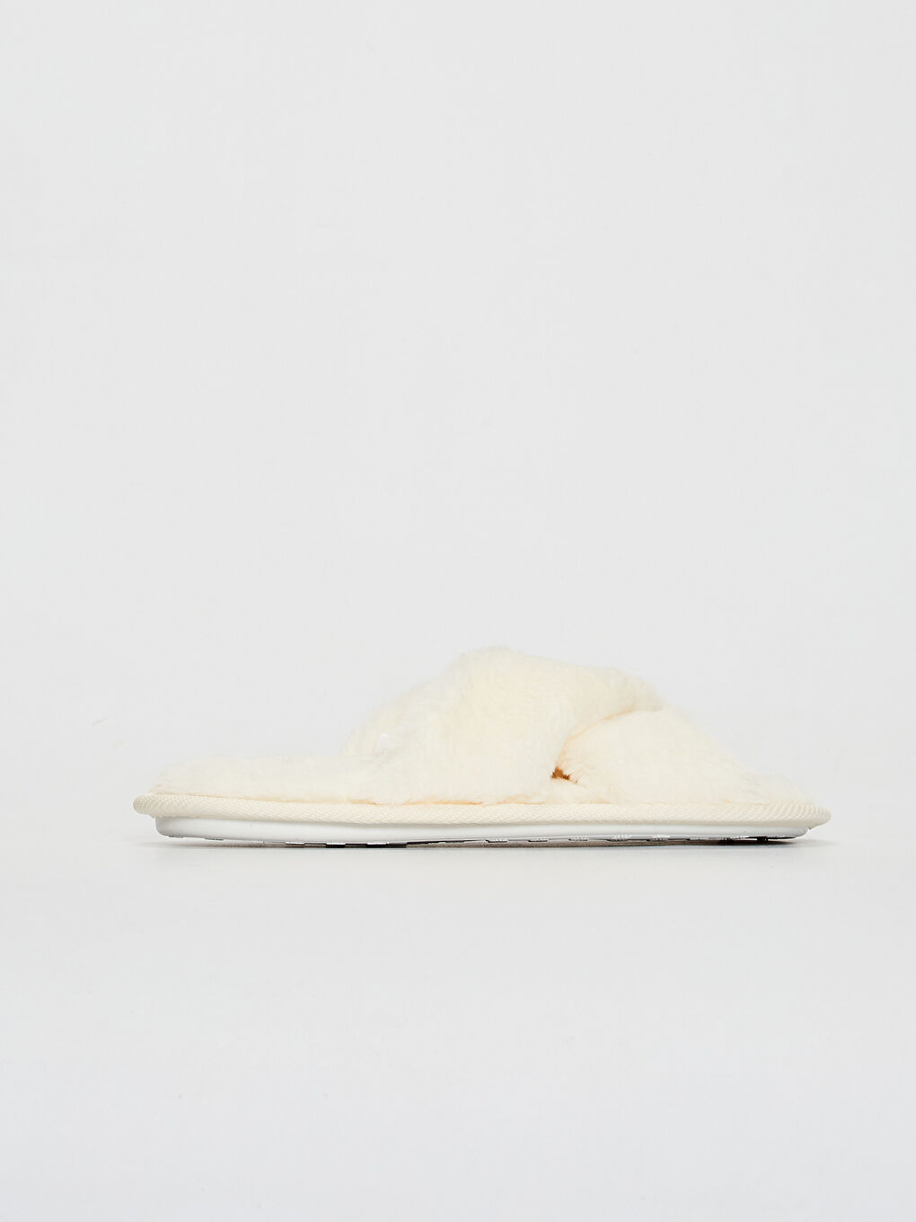 Beyaz Kadın Peluş Çapraz Bantlı Ev Terliği-1