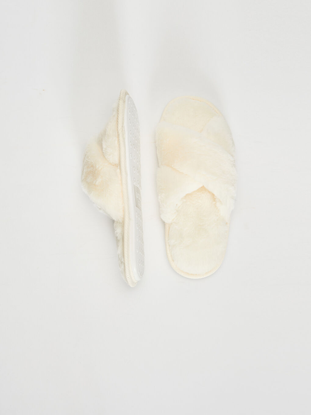 Beyaz Kadın Peluş Çapraz Bantlı Ev Terliği-4