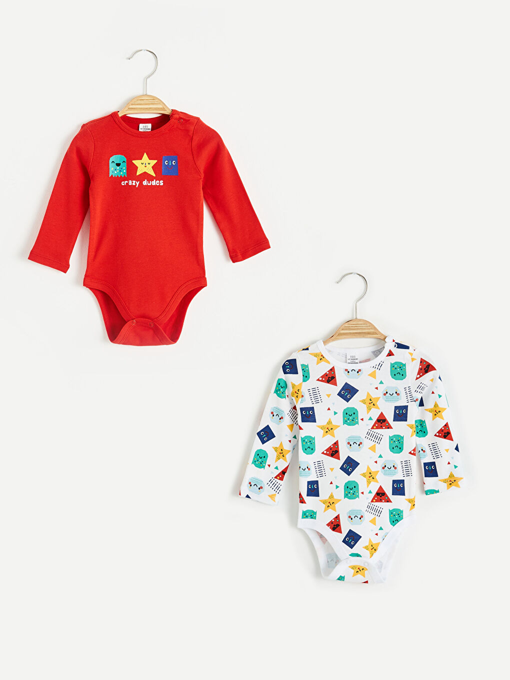 Комплект из двух боди на кнопках для мальчиков.